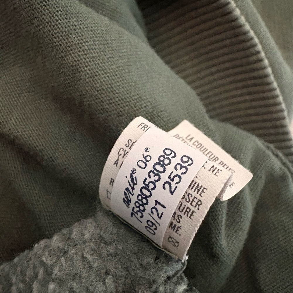 Aerie Women’s M Olive Green Crew Neck Sweater Pullover Pockets Athleisure Cozy - Picture 12 of 12